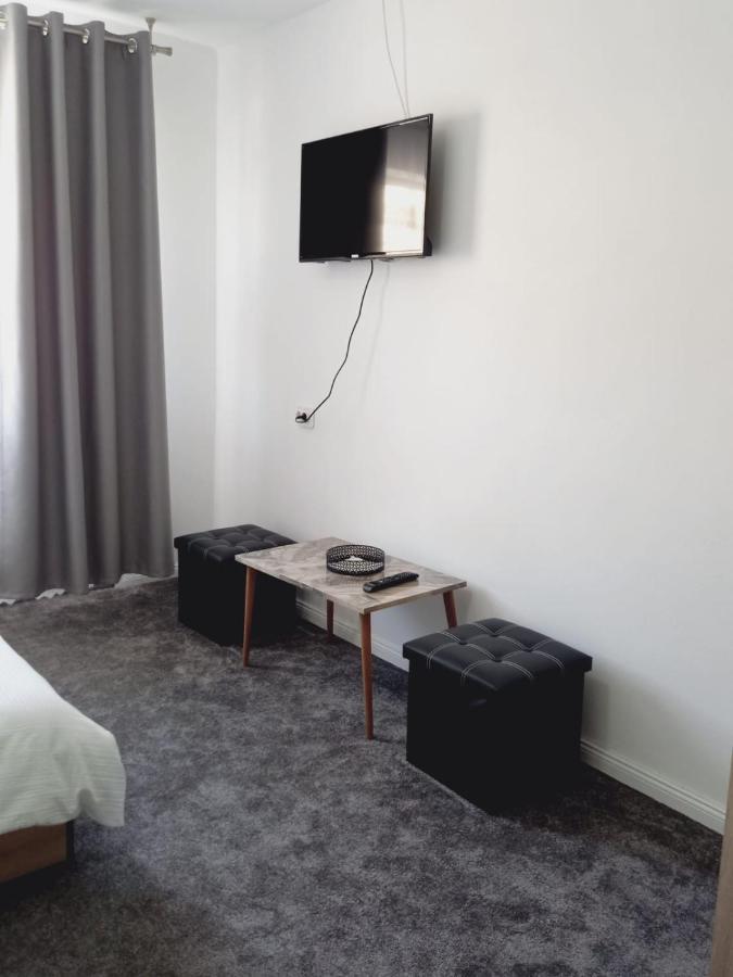 Appartement Casa Alexia à Pescari Extérieur photo